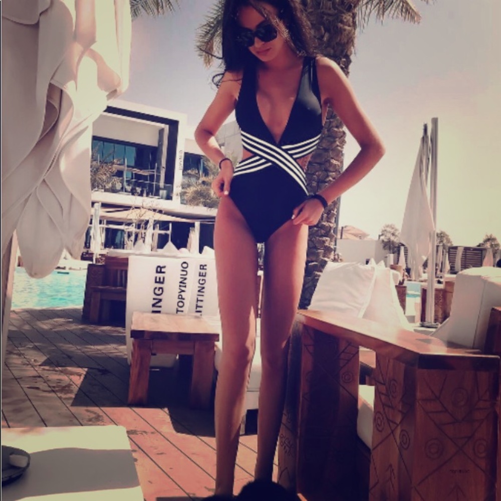 Swimsuit, a set of three bangles and $20 gift card